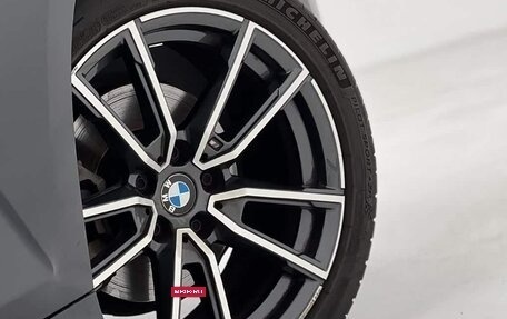BMW 3 серия, 2023 год, 2 450 000 рублей, 10 фотография