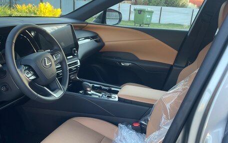 Lexus RX IV рестайлинг, 2026 год, 7 850 000 рублей, 8 фотография