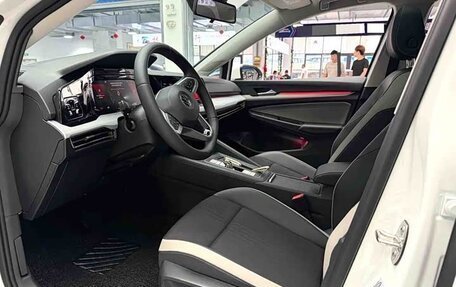 Volkswagen Golf VIII, 2023 год, 1 620 000 рублей, 8 фотография