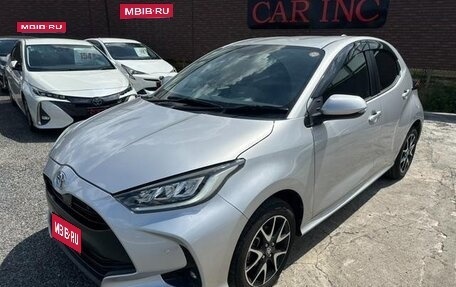 Toyota Yaris, 2023 год, 1 065 000 рублей, 1 фотография