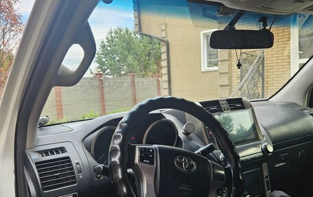 Toyota Land Cruiser Prado 150 рестайлинг 2, 2010 год, 2 690 000 рублей, 4 фотография