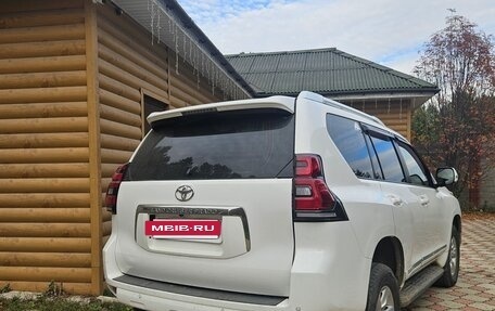 Toyota Land Cruiser Prado 150 рестайлинг 2, 2010 год, 2 690 000 рублей, 2 фотография