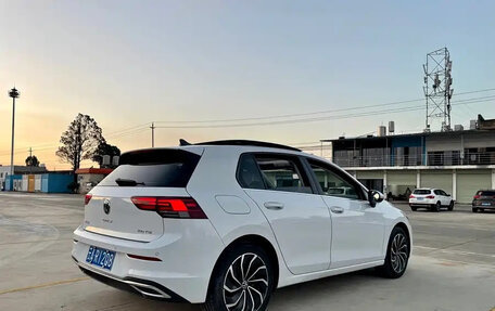 Volkswagen Golf VIII, 2023 год, 1 780 000 рублей, 5 фотография