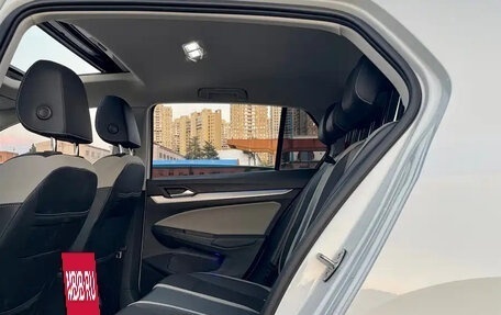 Volkswagen Golf VIII, 2023 год, 1 780 000 рублей, 7 фотография