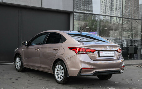 Hyundai Solaris II рестайлинг, 2018 год, 1 550 000 рублей, 6 фотография