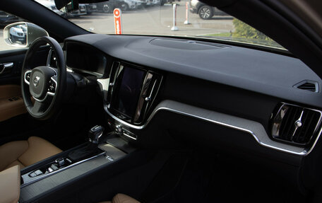 Volvo S60 III, 2019 год, 3 368 000 рублей, 7 фотография
