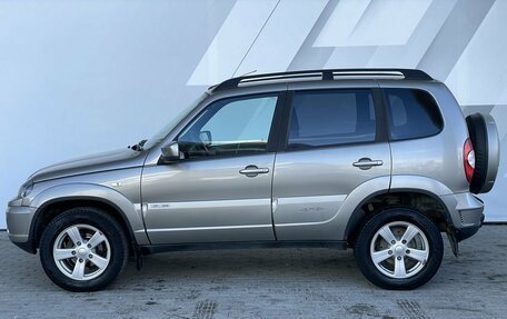 Chevrolet Niva I рестайлинг, 2018 год, 798 000 рублей, 10 фотография
