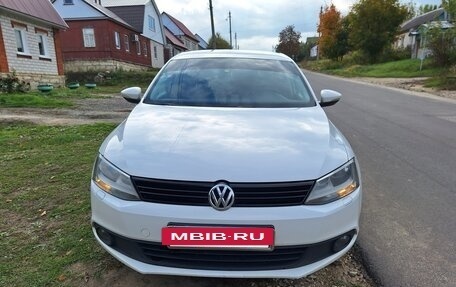 Volkswagen Jetta VI, 2013 год, 980 000 рублей, 5 фотография