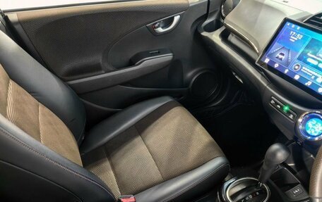 Honda Fit Shuttle I рестайлинг, 2012 год, 1 050 000 рублей, 12 фотография