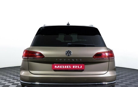 Volkswagen Touareg III, 2018 год, 3 850 000 рублей, 6 фотография