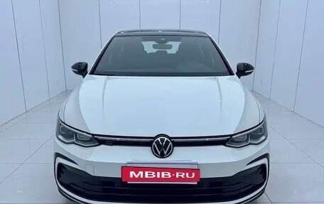 Volkswagen Golf VIII, 2021 год, 1 935 002 рублей, 3 фотография