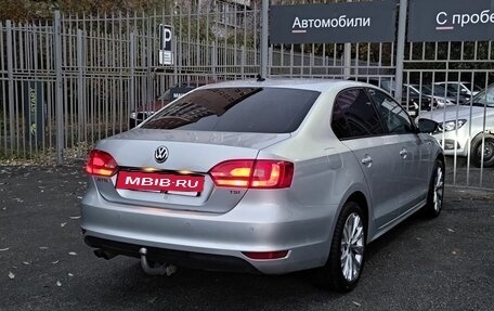 Volkswagen Jetta VI, 2013 год, 1 090 000 рублей, 4 фотография