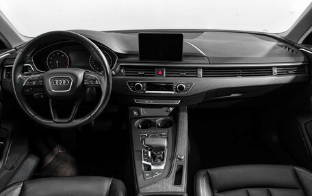 Audi A4, 2019 год, 2 600 000 рублей, 11 фотография