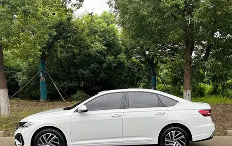 Volkswagen Lavida, 2024 год, 1 159 000 рублей, 3 фотография
