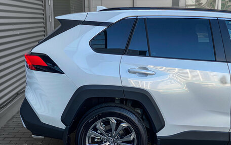 Toyota RAV4, 2025 год, 3 999 000 рублей, 5 фотография