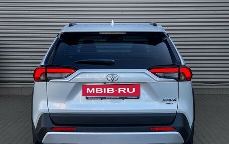 Toyota RAV4, 2025 год, 3 999 000 рублей, 7 фотография