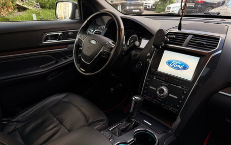 Ford Explorer VI, 2016 год, 2 350 000 рублей, 10 фотография