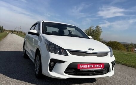 KIA Rio IV, 2020 год, 2 100 000 рублей, 2 фотография