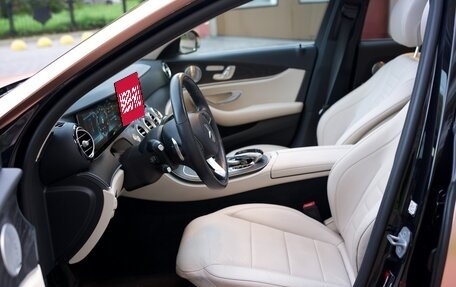Mercedes-Benz E-Класс, 2017 год, 3 990 000 рублей, 15 фотография
