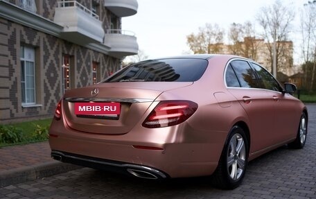 Mercedes-Benz E-Класс, 2017 год, 3 990 000 рублей, 8 фотография