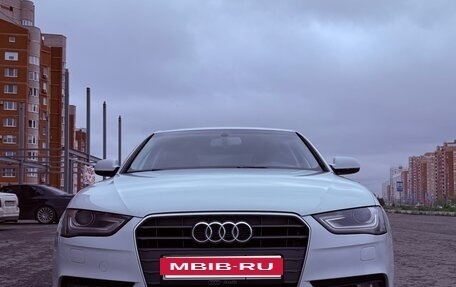 Audi A4, 2013 год, 1 247 000 рублей, 11 фотография