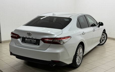 Toyota Camry, 2020 год, 3 020 000 рублей, 9 фотография