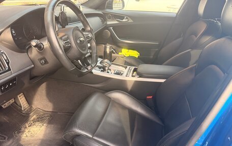KIA Stinger I, 2018 год, 3 000 000 рублей, 9 фотография