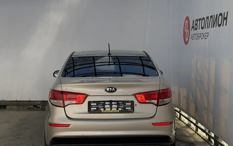 KIA Rio III рестайлинг, 2015 год, 622 050 рублей, 5 фотография