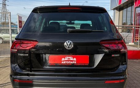 Volkswagen Tiguan II, 2018 год, 1 999 000 рублей, 5 фотография