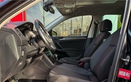 Volkswagen Tiguan II, 2018 год, 1 999 000 рублей, 9 фотография