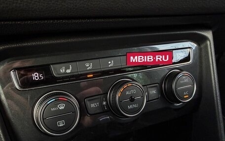 Volkswagen Tiguan II, 2018 год, 1 999 000 рублей, 24 фотография