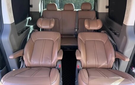 Hyundai Staria, 2021 год, 4 350 000 рублей, 12 фотография