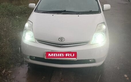 Toyota Prius, 2009 год, 700 000 рублей, 3 фотография