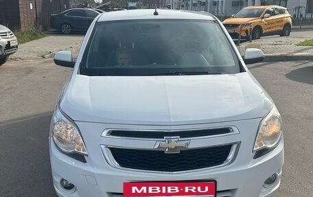 Chevrolet Cobalt II, 2014 год, 620 000 рублей, 2 фотография