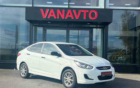 Hyundai Solaris II рестайлинг, 2013 год, 795 000 рублей, 3 фотография