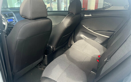 Hyundai Solaris II рестайлинг, 2013 год, 795 000 рублей, 12 фотография