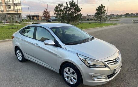 Hyundai Solaris II рестайлинг, 2016 год, 870 000 рублей, 2 фотография