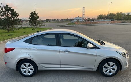Hyundai Solaris II рестайлинг, 2016 год, 870 000 рублей, 6 фотография
