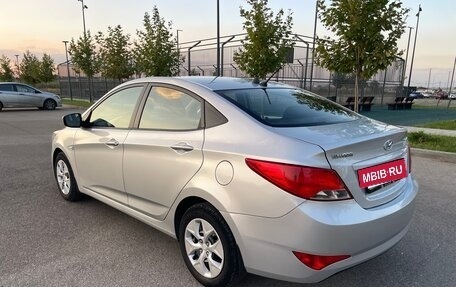 Hyundai Solaris II рестайлинг, 2016 год, 870 000 рублей, 4 фотография