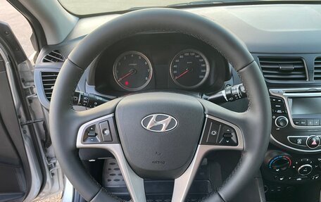 Hyundai Solaris II рестайлинг, 2016 год, 870 000 рублей, 22 фотография