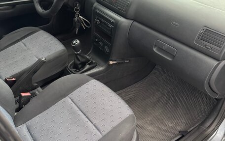 Skoda Octavia IV, 2002 год, 360 000 рублей, 25 фотография