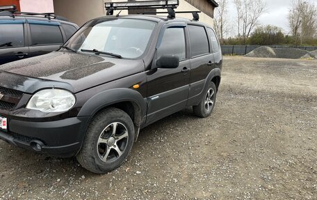 Chevrolet Niva I рестайлинг, 2010 год, 480 000 рублей, 1 фотография