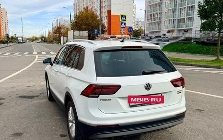 Volkswagen Tiguan II, 2017 год, 2 180 000 рублей, 6 фотография
