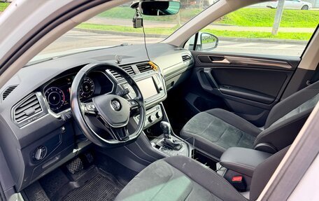 Volkswagen Tiguan II, 2017 год, 2 180 000 рублей, 26 фотография