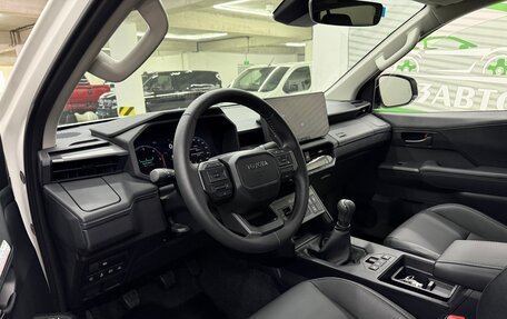 Toyota Hilux, 2025 год, 7 100 000 рублей, 5 фотография