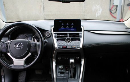 Lexus NX I, 2021 год, 3 800 000 рублей, 9 фотография