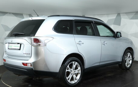 Mitsubishi Outlander III рестайлинг 3, 2013 год, 1 149 000 рублей, 5 фотография