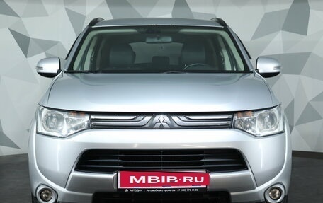 Mitsubishi Outlander III рестайлинг 3, 2013 год, 1 149 000 рублей, 2 фотография