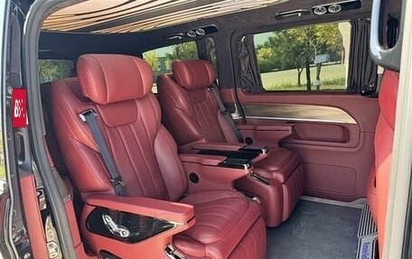 Mercedes-Benz V-Класс, 2025 год, 7 299 444 рублей, 19 фотография