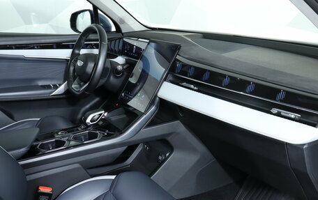 Geely Atlas, 2024 год, 2 493 000 рублей, 23 фотография